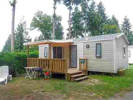 Two-bed caravan with decking