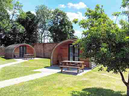 Camping near store tissington trail
