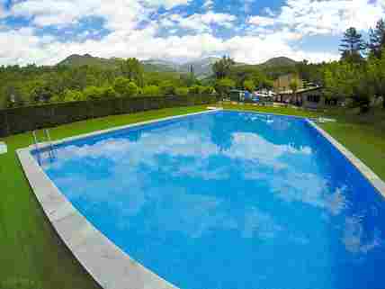 You can laze comfortably by the pool (added by manager 13 Jul 2015)