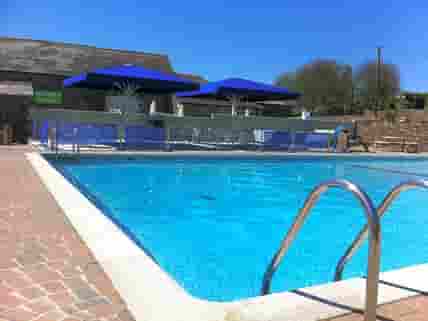 The swimming pool is open from May to September (added by manager 06 Nov 2013)