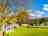 Fossickers Tourist Park: The grounds 