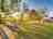 Fossickers Tourist Park: Leafy sites