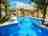 Autocamp Campus: Pool 