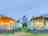 Eden Gateway Holiday Park: Villas with outdoor seating area 