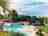 Camping Bois de Valmarie: Swimming pool overlooking the Mediterranean