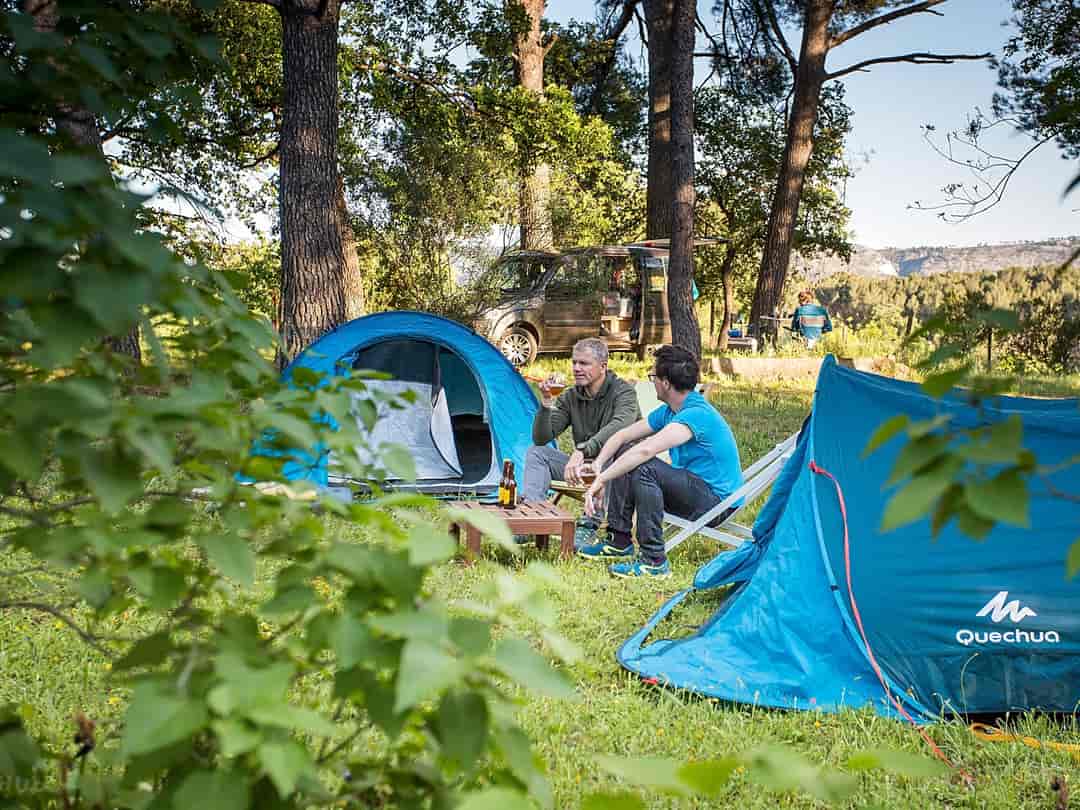 Camping du Garlaban: Tent pitches