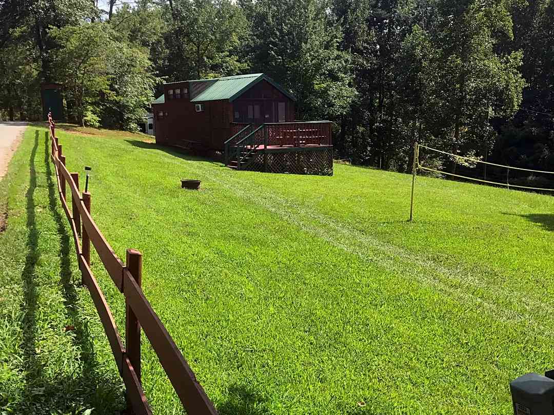 Fort Wilderness RV Park and Campground: Around the cabin
