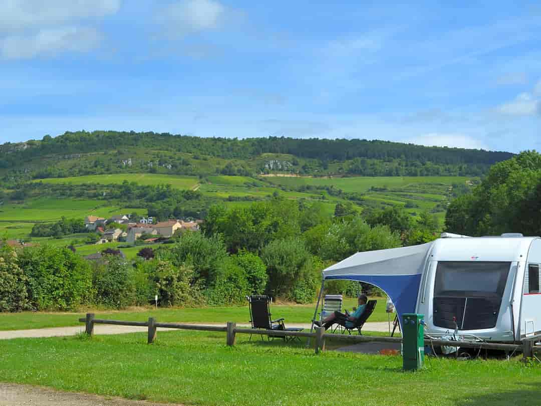 Camping de Santenay: Gorgeous scenery