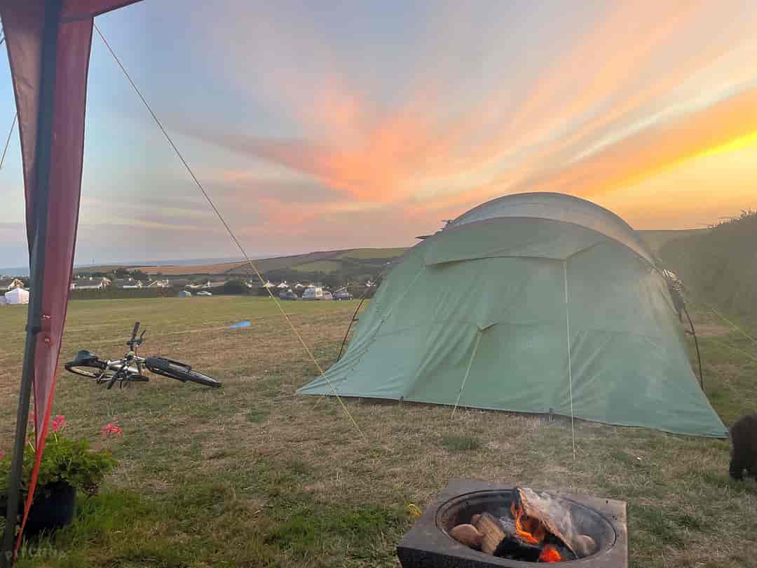 Treza Camping: Campfires are allowed on site