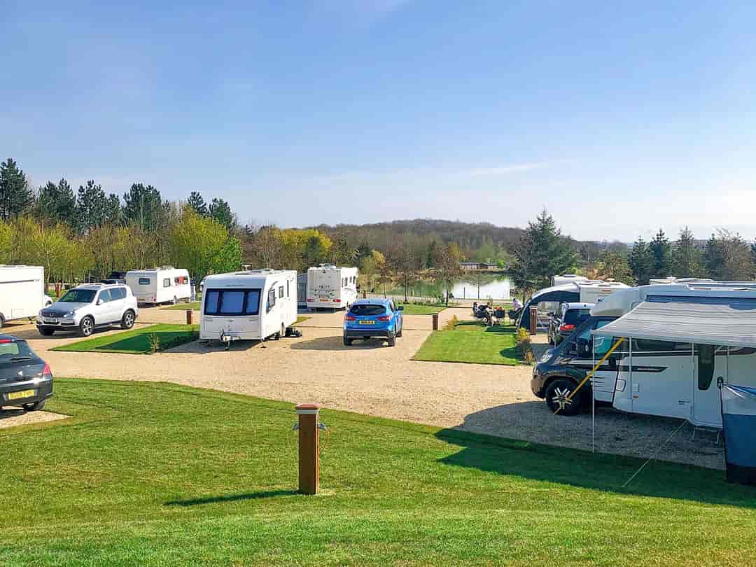 Hanworth Country Park: Pitches with a lake view
