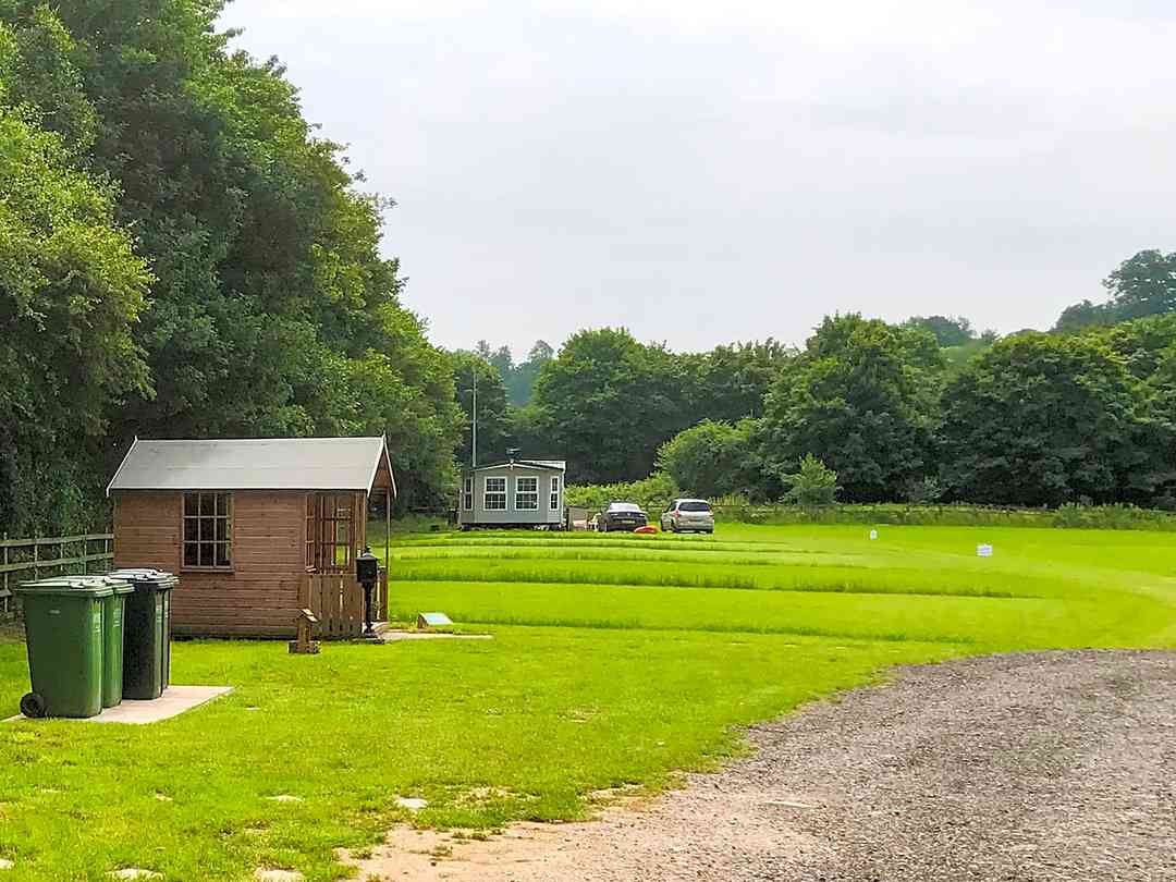 Blackstone Meadow Holiday Park: Around the campsite
