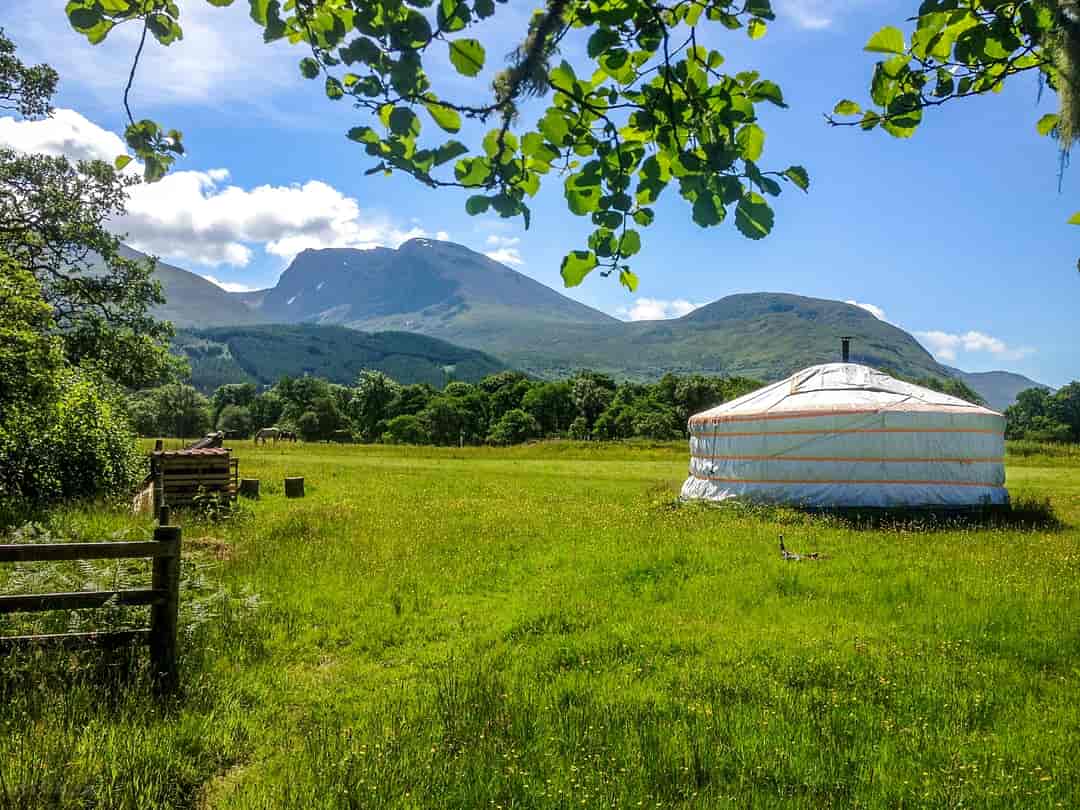 Great Glen Yurts: Sweetheart yurt with mountain views