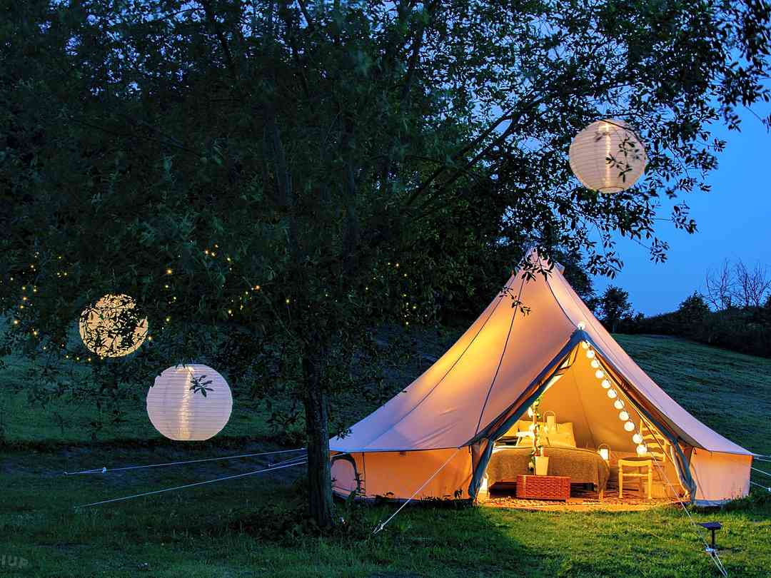 Lloyds Meadow Glamping Chester Updated 2020 Prices Pitchup