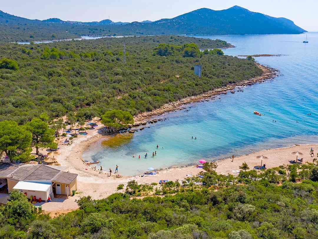 Camping Ugljan Resort: beach bar (photo added by manager on 21/01/2021)