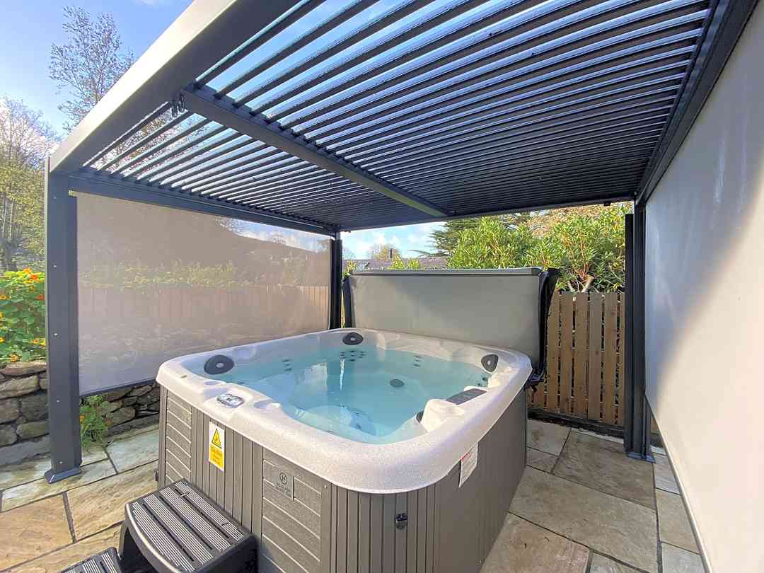 Madryn Castle Holiday Park: Private hot tub in an all-weather gazebo (photo added by manager on 25/03/2023)