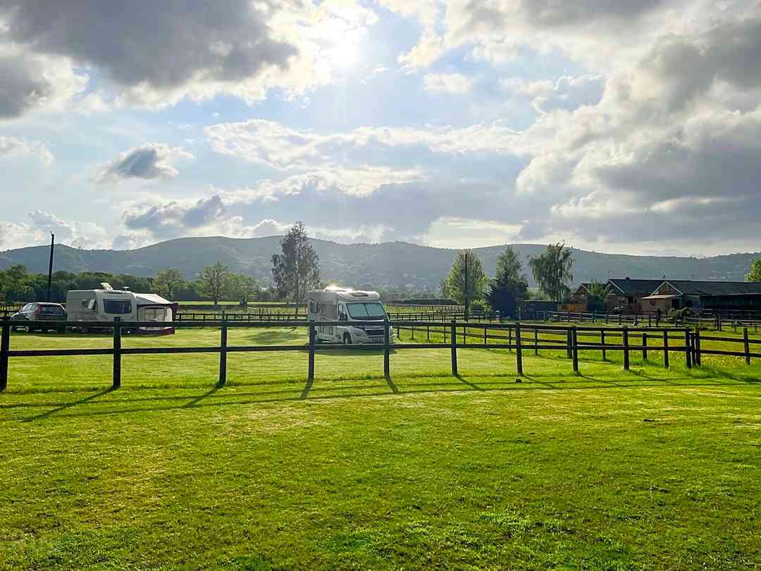 Hillview Stables Certificated Location (Foto hochgeladen vom Platzbetreiber am 22.07.2024)