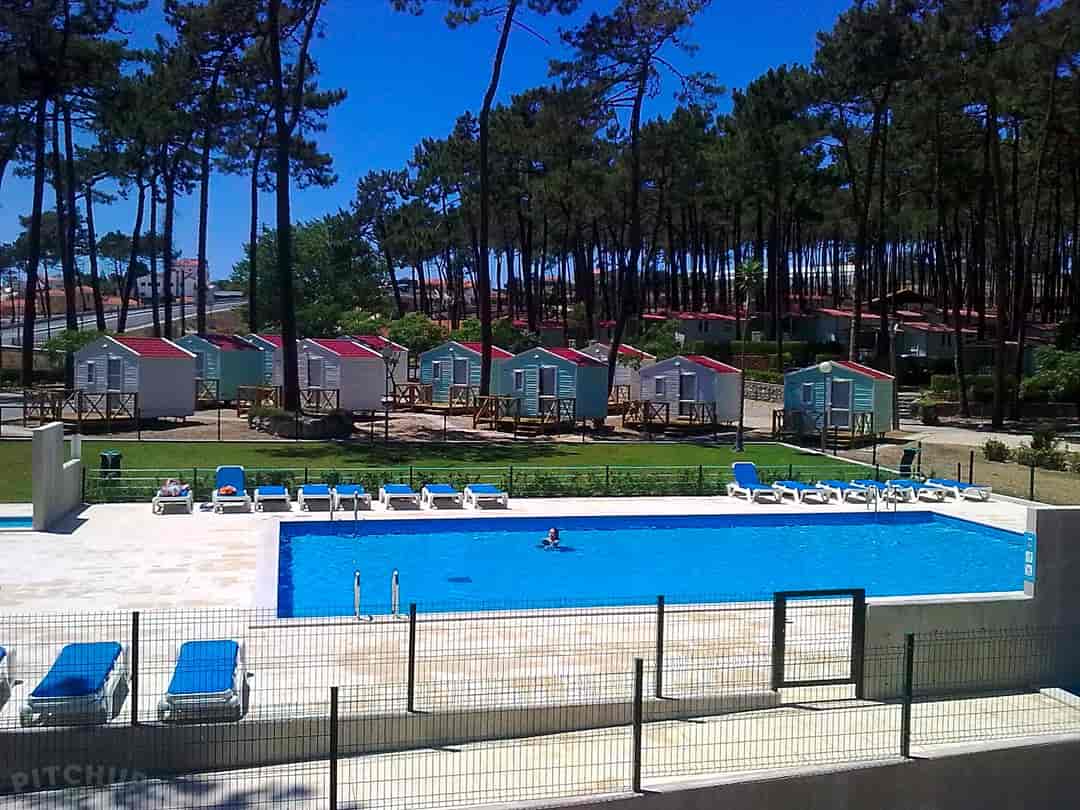 Parque Orbitur Valado: Outdoor pool