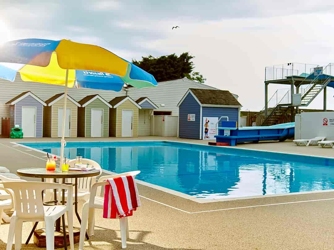 Breydon Water Holiday Park: Outdoor Pool (photo added by manager on 02/22/2023)