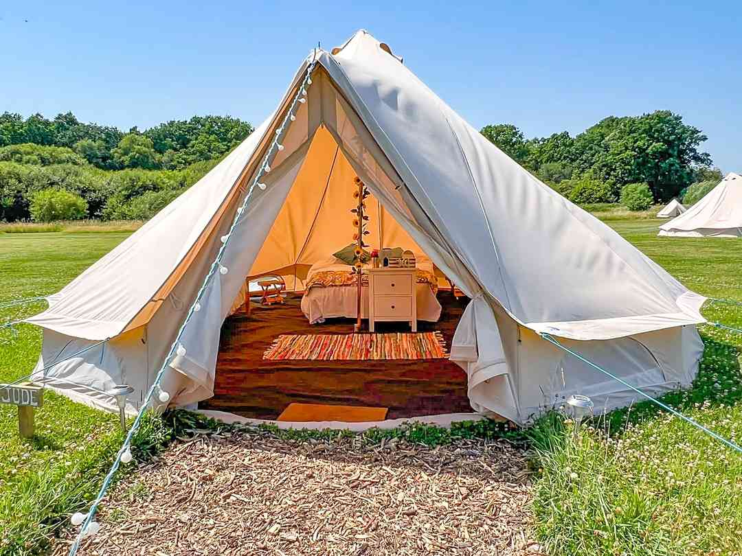Strawberry Fields Glamping: Looking into the bell tent (photo added by manager on 12/10/2022)