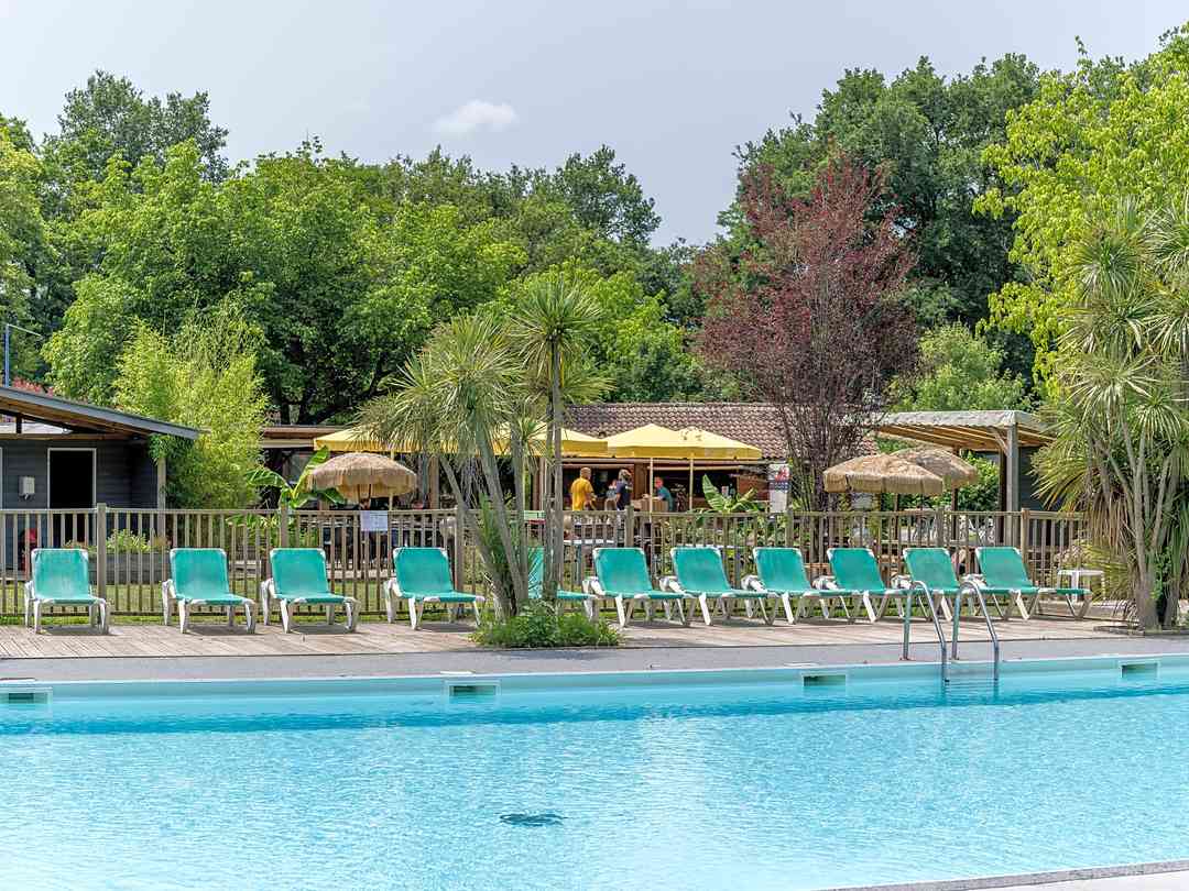 Camping La Clairière: Pool complex (photo added by manager on 09/22/2023)
