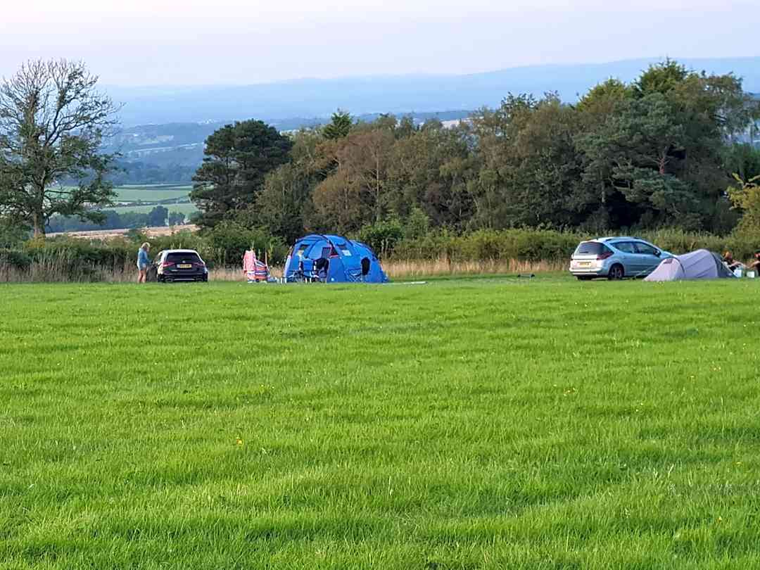 Cherry Trees Farm: Summer sun with the Pennines as a beautiful backdrop (photo added by manager on 09/01/2023)