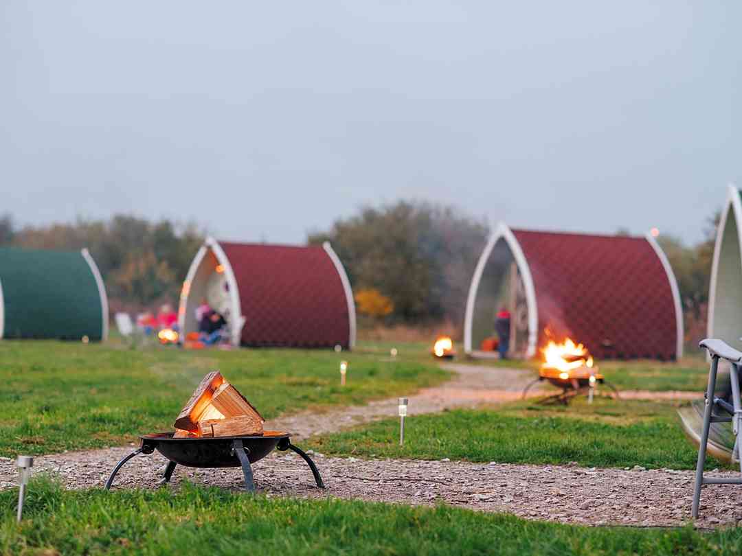 Stanley Villa Farm Fishing and Camping: Pods and campfires (photo added by manager on 11/02/2016)