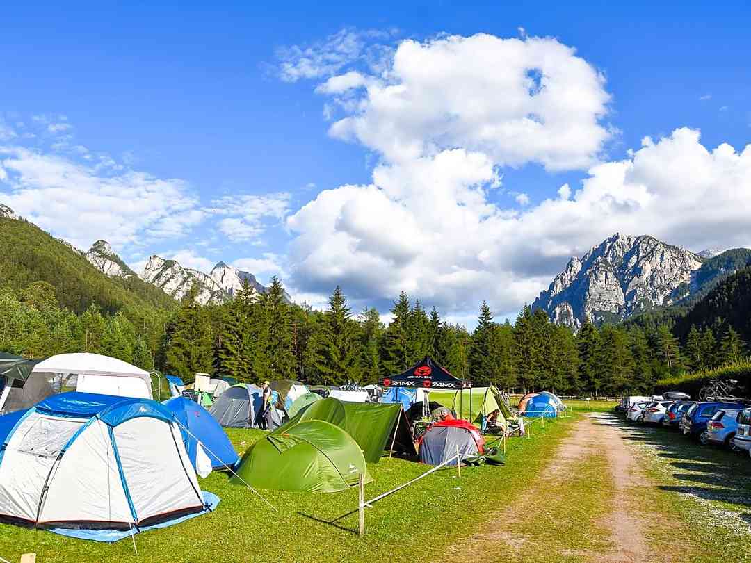 Tent Camping Sites in San Cassiano Tent Camping Sites in Bolzano