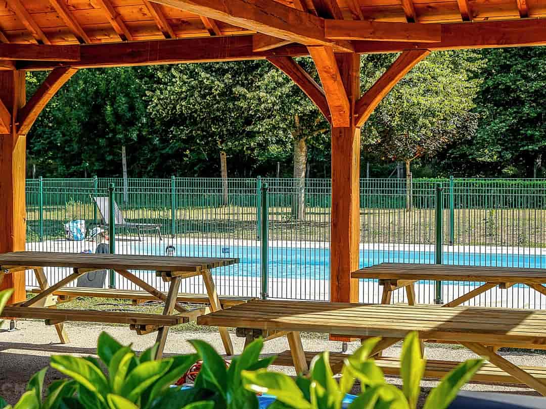 Camping Le Martinet: Heated pool