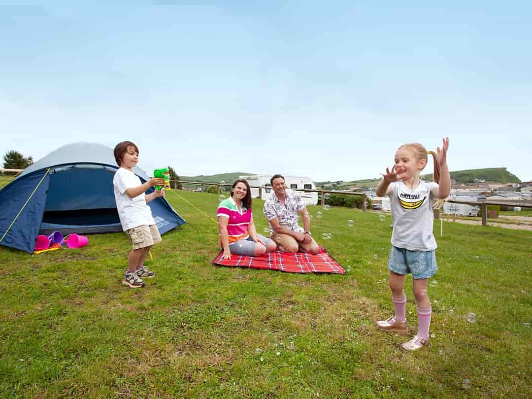 West Bay Holiday Park: Family time