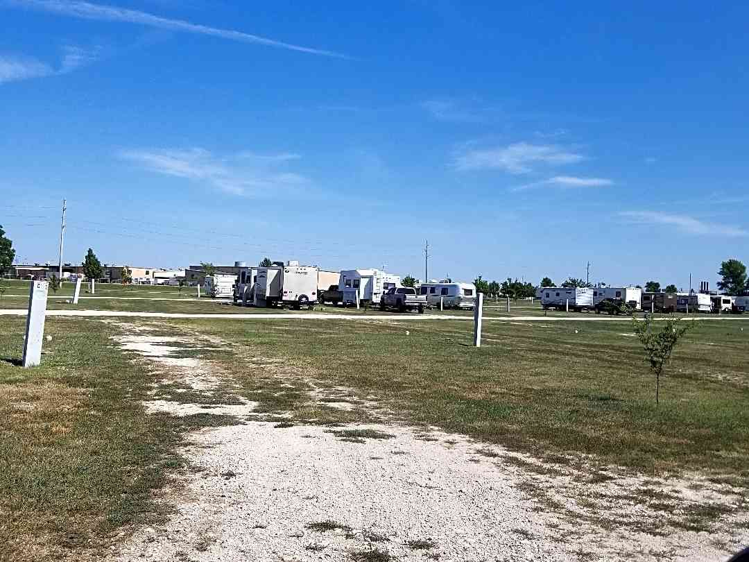 Big Chief Rv Park Liberty Pitchup