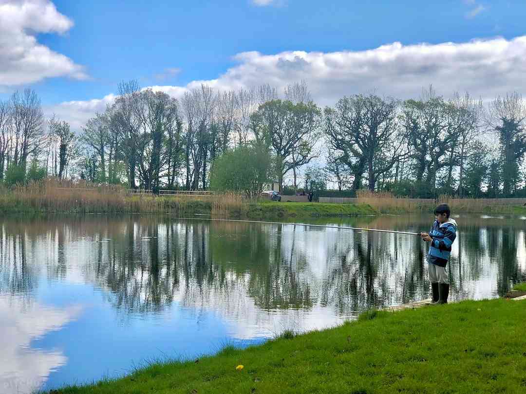 Willow Garth Country Park and Fishery