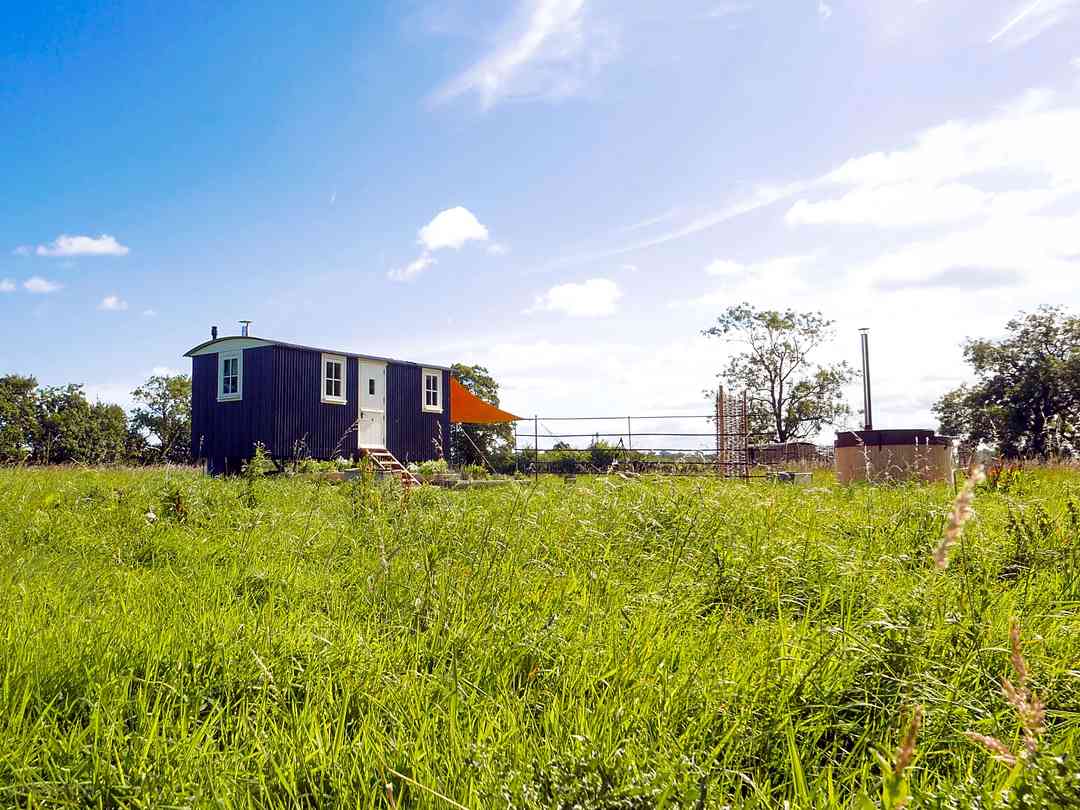 The T Barn: Sheperds Hut