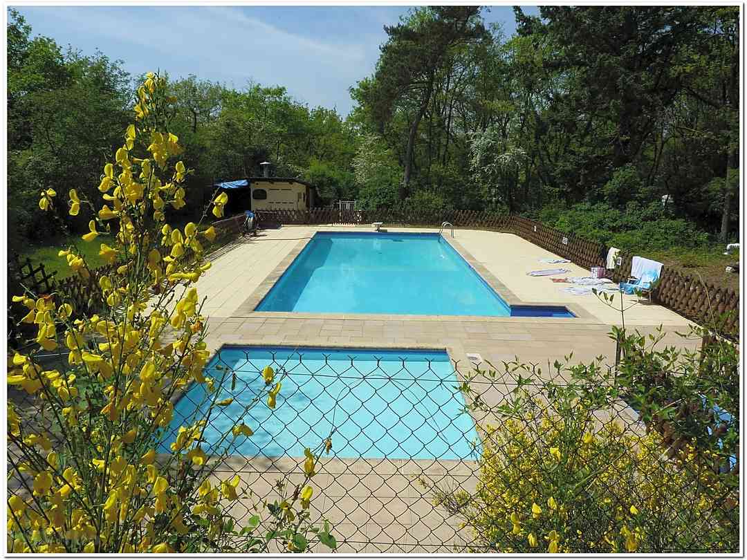 Camping Naturiste Bois De Valence D Huison Longueville Tarifs 2020 Pitchup