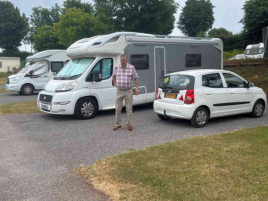 Widdicombe Farm Touring Park: Plenty of space (photo added by  on 20/06/2023)