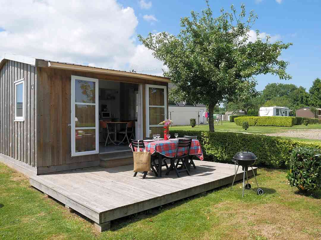 Camping De Sainte Mere Eglise Sainte Mere Eglise Pitchup