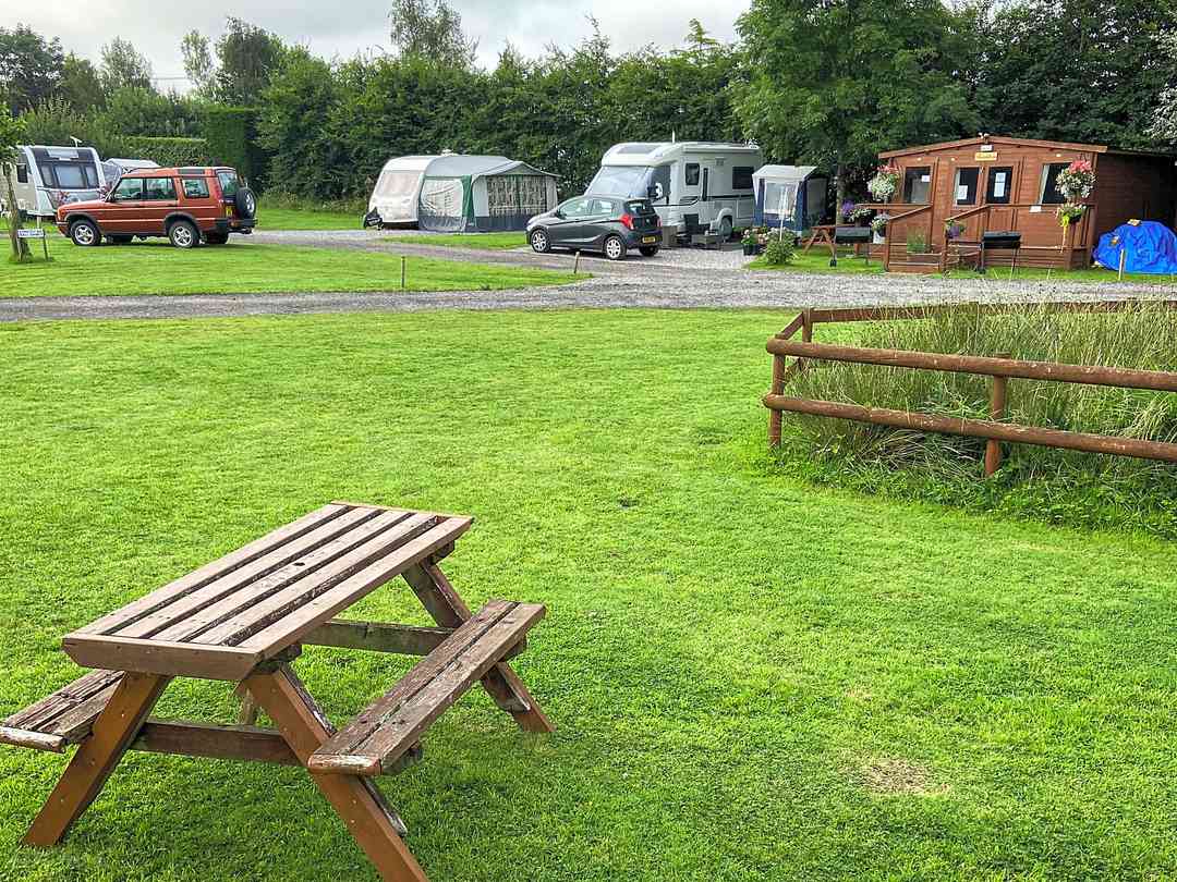 Shaftesbury Country Touring Park: Reception and pitches (photo added by manager on 04/08/2022)