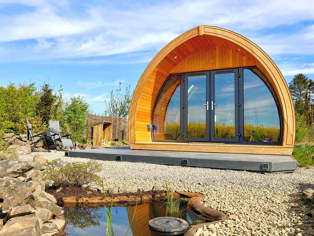 Fernlea Certificated Location (fotot lades till av föreståndaren 2025-05-30) Fernlea Certificated Location (fotot lades till av föreståndaren 2025-05-30)