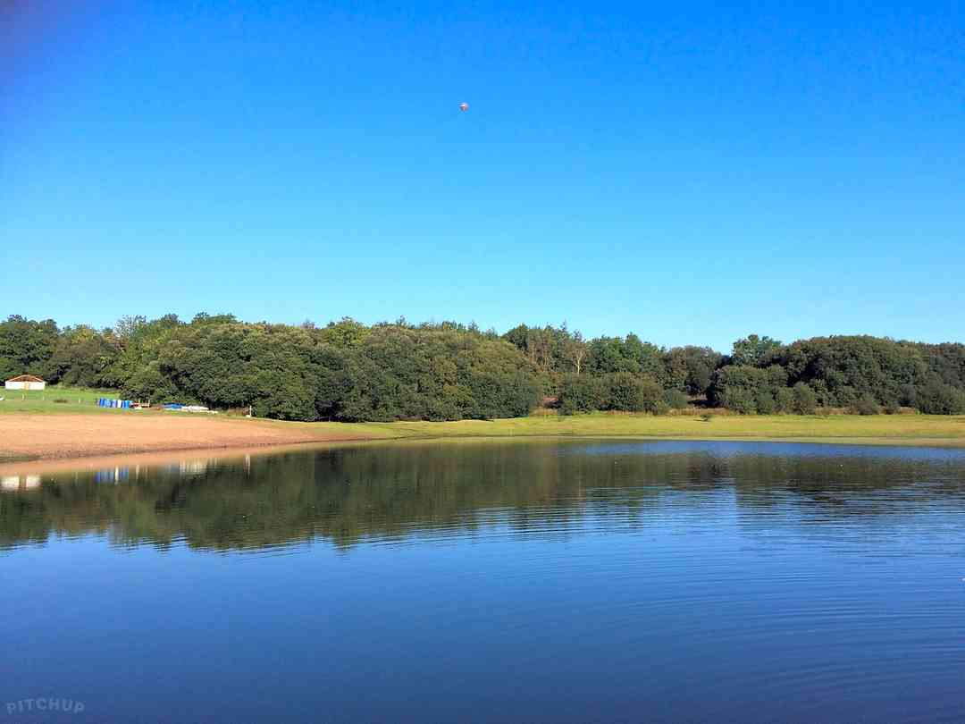 Roadford Lake Campsite Lifton Updated 2021 Prices Pitchup
