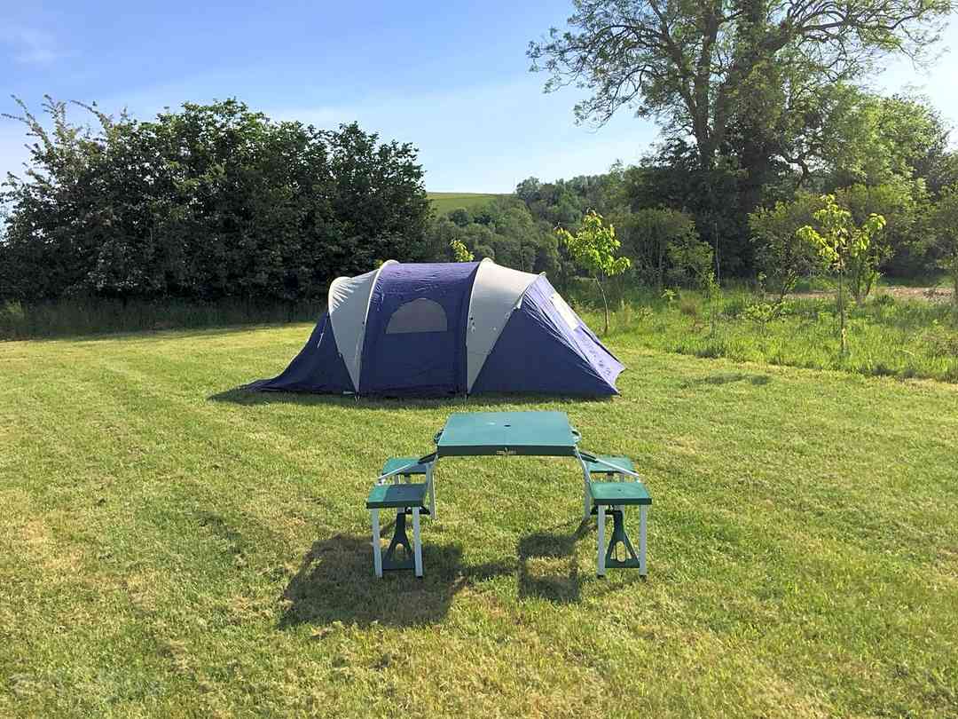 Duncombe Farm: Duncombe Farm on a sunny day (photo added by manager on 29/05/2020)