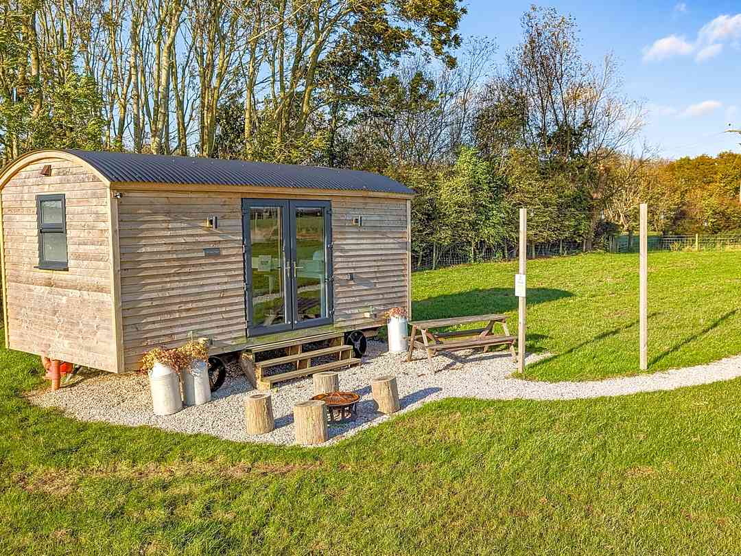 Coppice Huts (фото добавлено менеджером 29.10.2024) Coppice Huts (фото добавлено менеджером 29.10.2024)