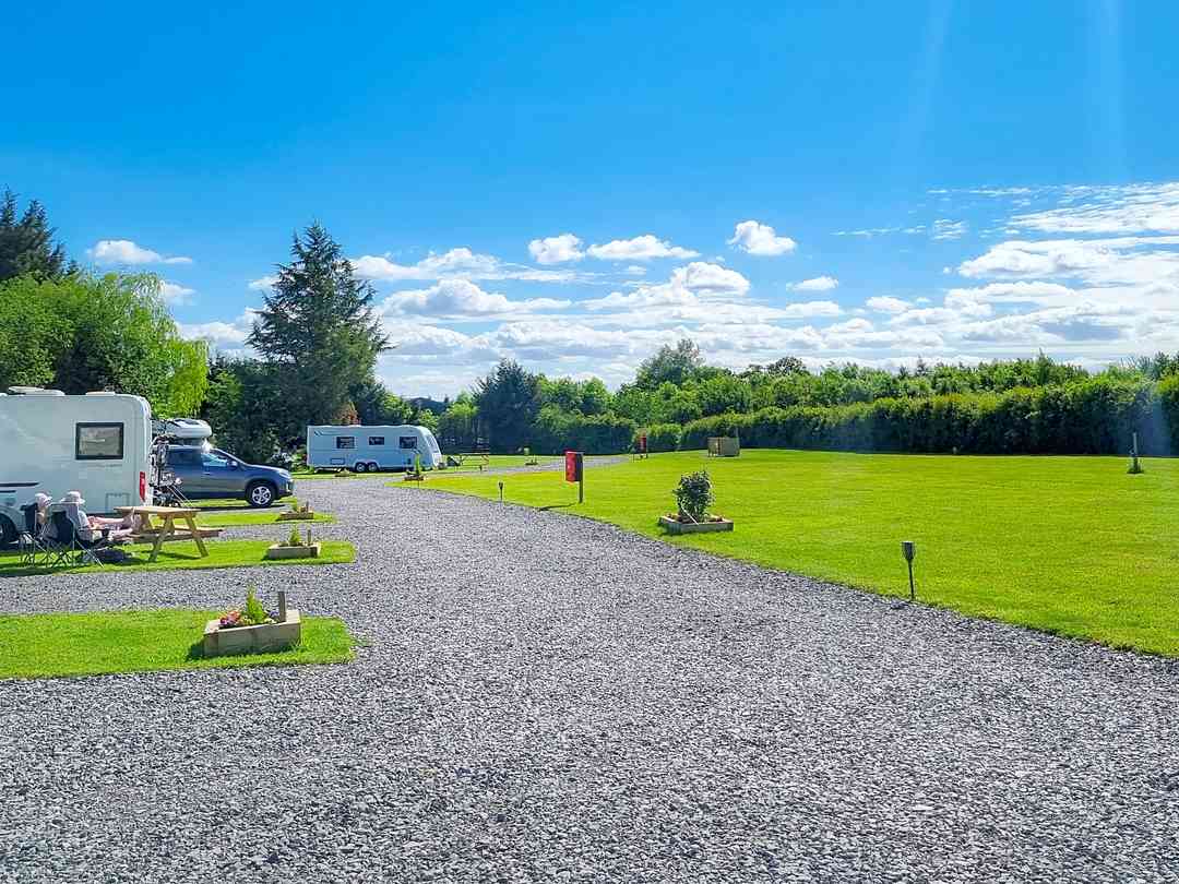 The Happy Pheasant Caravan Park and Campsite (фото добавлено менеджером 10.08.2022)