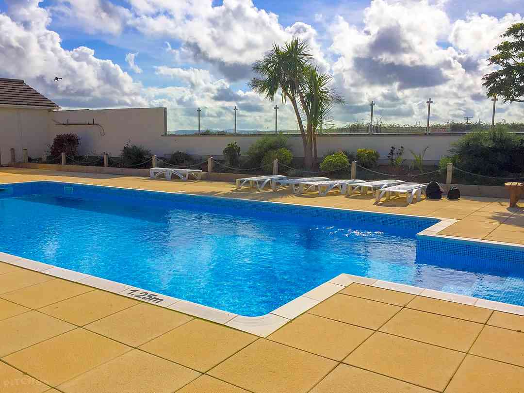 Perran Quay Touring Holiday Park (foto afegida per l'administrador el 10/04/2024) Perran Quay Touring Holiday Park (foto afegida per l'administrador el 10/04/2024)