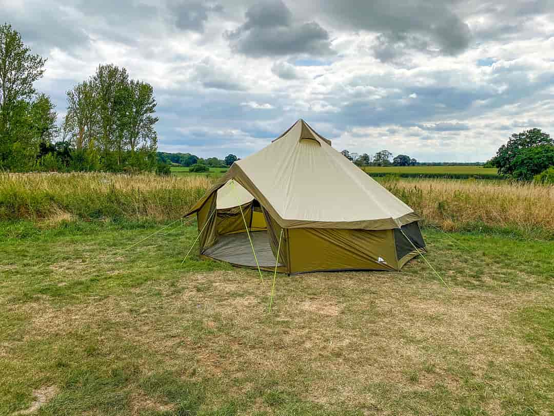 Farndon Tent Camping Meadow