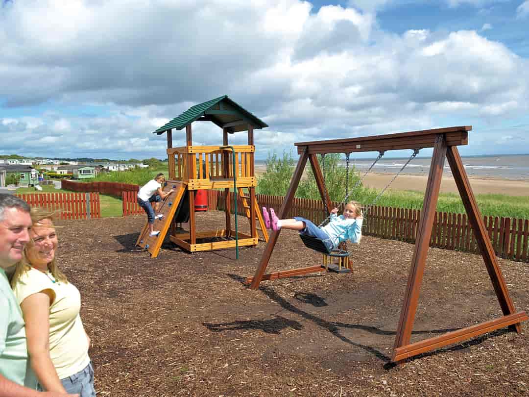 Southerness Holiday Park: Adventure play area