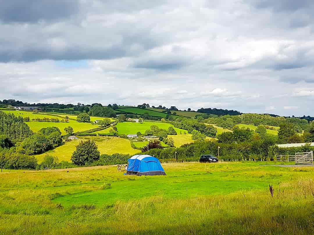 Borders Hideaway Holiday Home Park: Amazing views from camping field