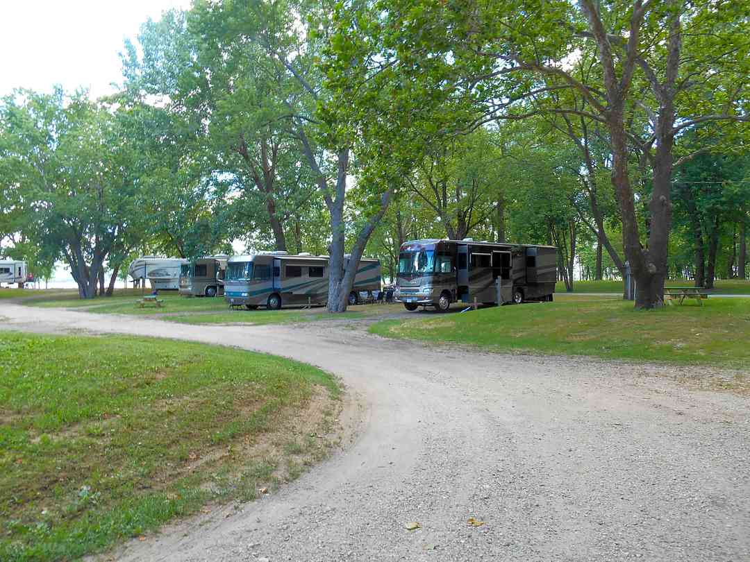 Millpoint Rv Park East Peoria Pitchup