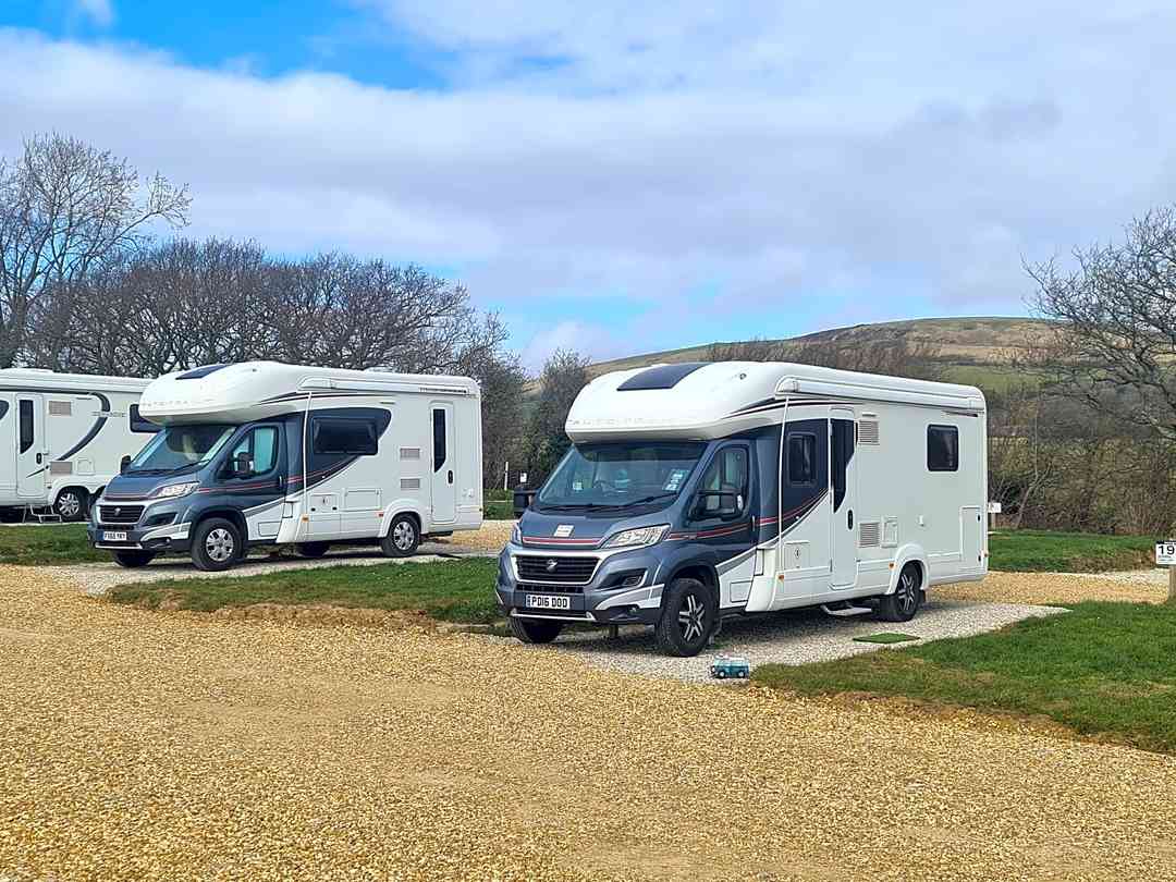 Herston Caravan and Camping: Well-spaced pitches (photo added by manager on 26/07/2022)