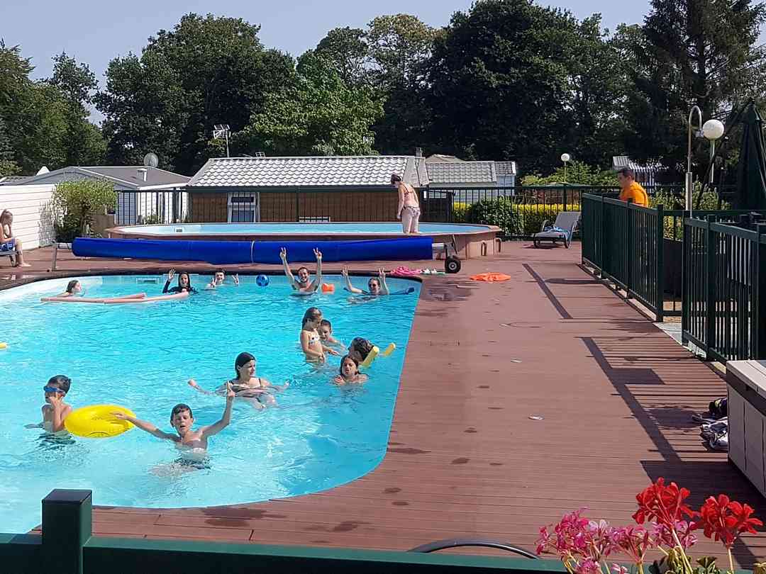 Camping à l'Abri de l'Océan: Swimming pool