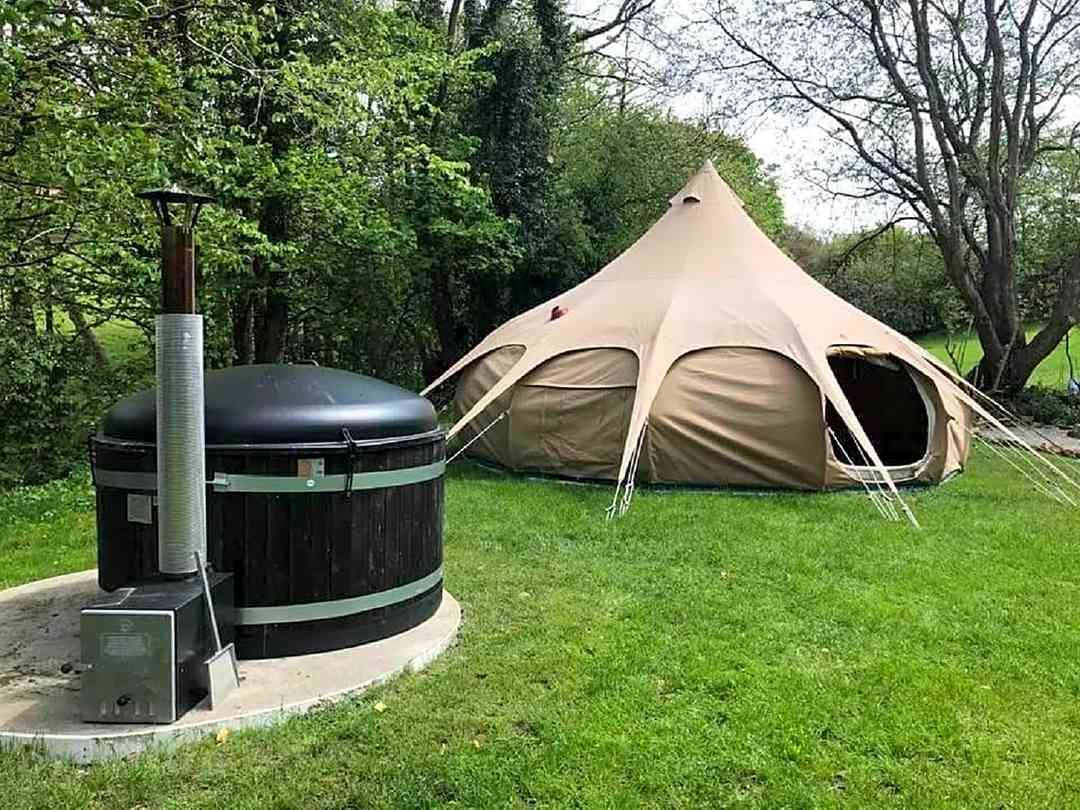 Yurts Tipi Bell Tents And Dome Sites In Whitby North Yorkshire 2022 From 85 Nt Pitchup