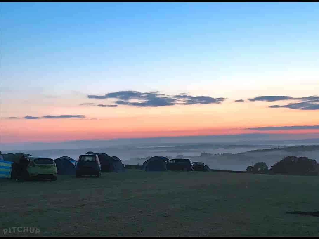Padstow View Campsite: Sunrise from the site